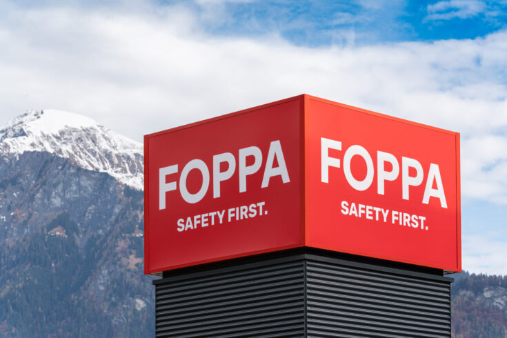 Tour avec logo Foppa