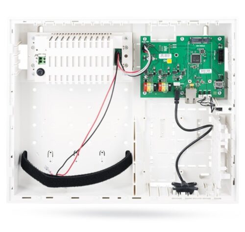 Centrale d’alarme hybride JABLOTRON avec passerelle radio – JA-107KR Centrale d'alarme hybride JABLOTRON avec passerelle radio - JA-107KR