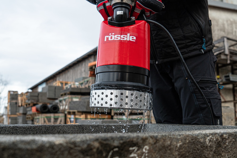 Pompe submersible FLAT-ROSS de Rössle - 240 l/min