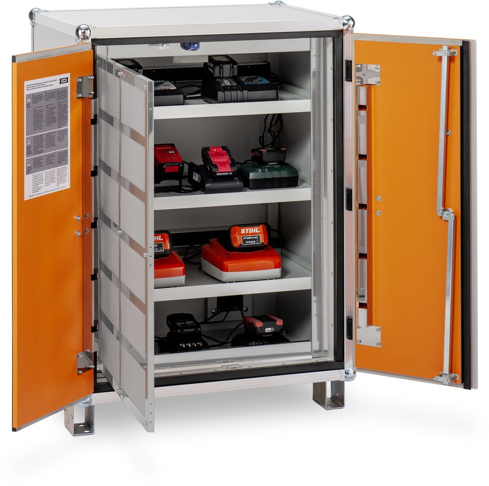 Armoire de stockage sur batterie avec fonction de chargement CEMO lockEX 2.0 - 8/10 avec pieds régla